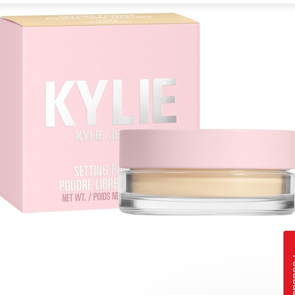 Kylie Cosmetics Translucent Setting Powder - Picture 6 of 8